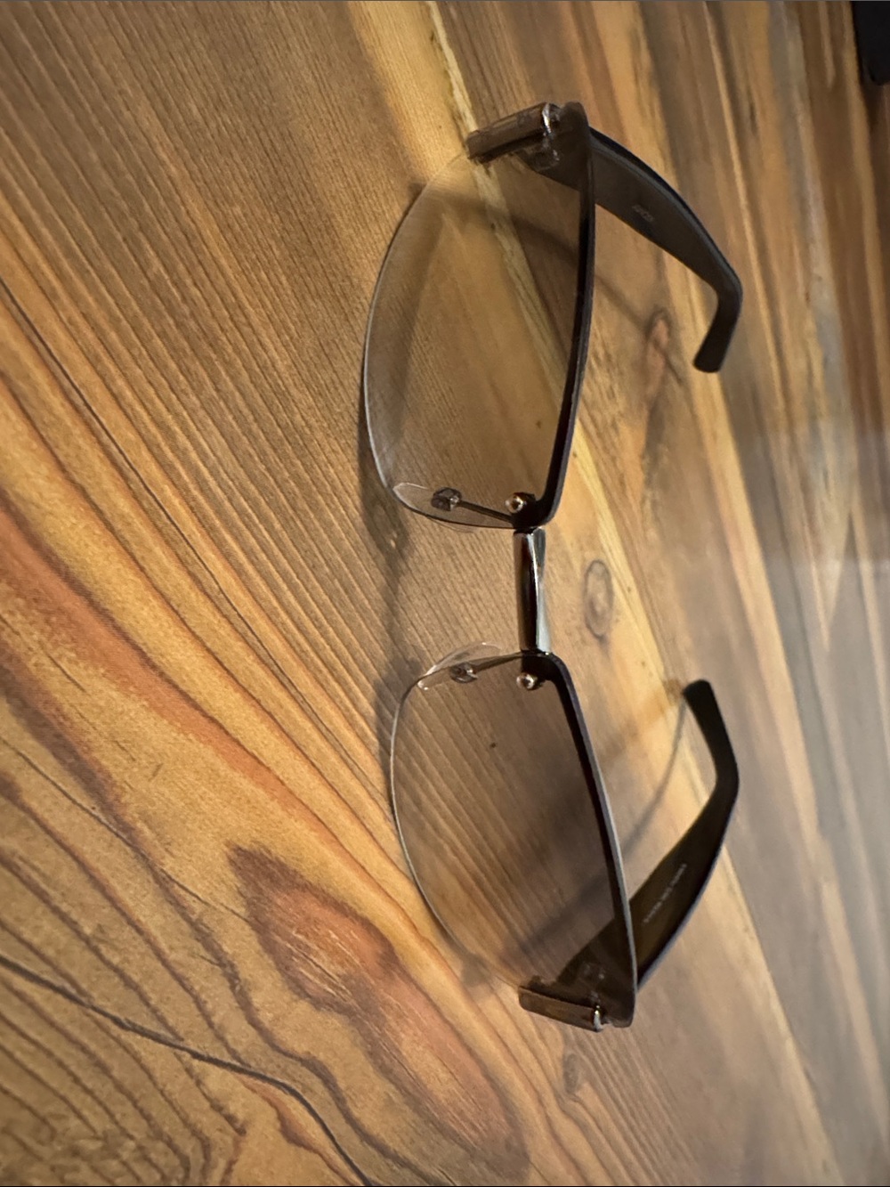 Gucci Men's Rimless Sunglasses in Smoke and Black Temple